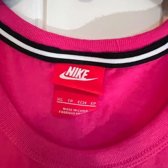 Nike Workout Tank - Picture 3 of 3